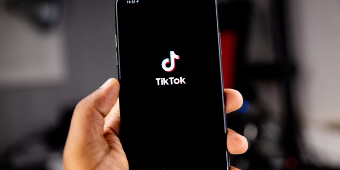 Comment médiatiser une publication TikTok d’un influenceur ?