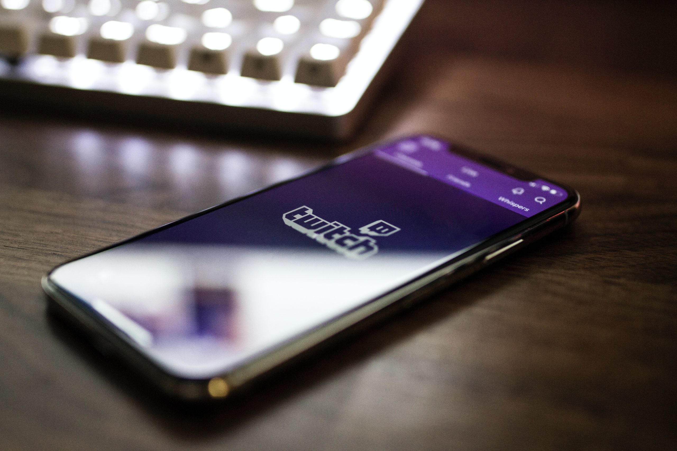 Wie verschickt man Geld auf Twitch?